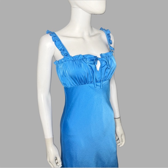 Wayf Blue Gathered‎ Empire Waist Maxi Slip Dress - Picture 3 of 6